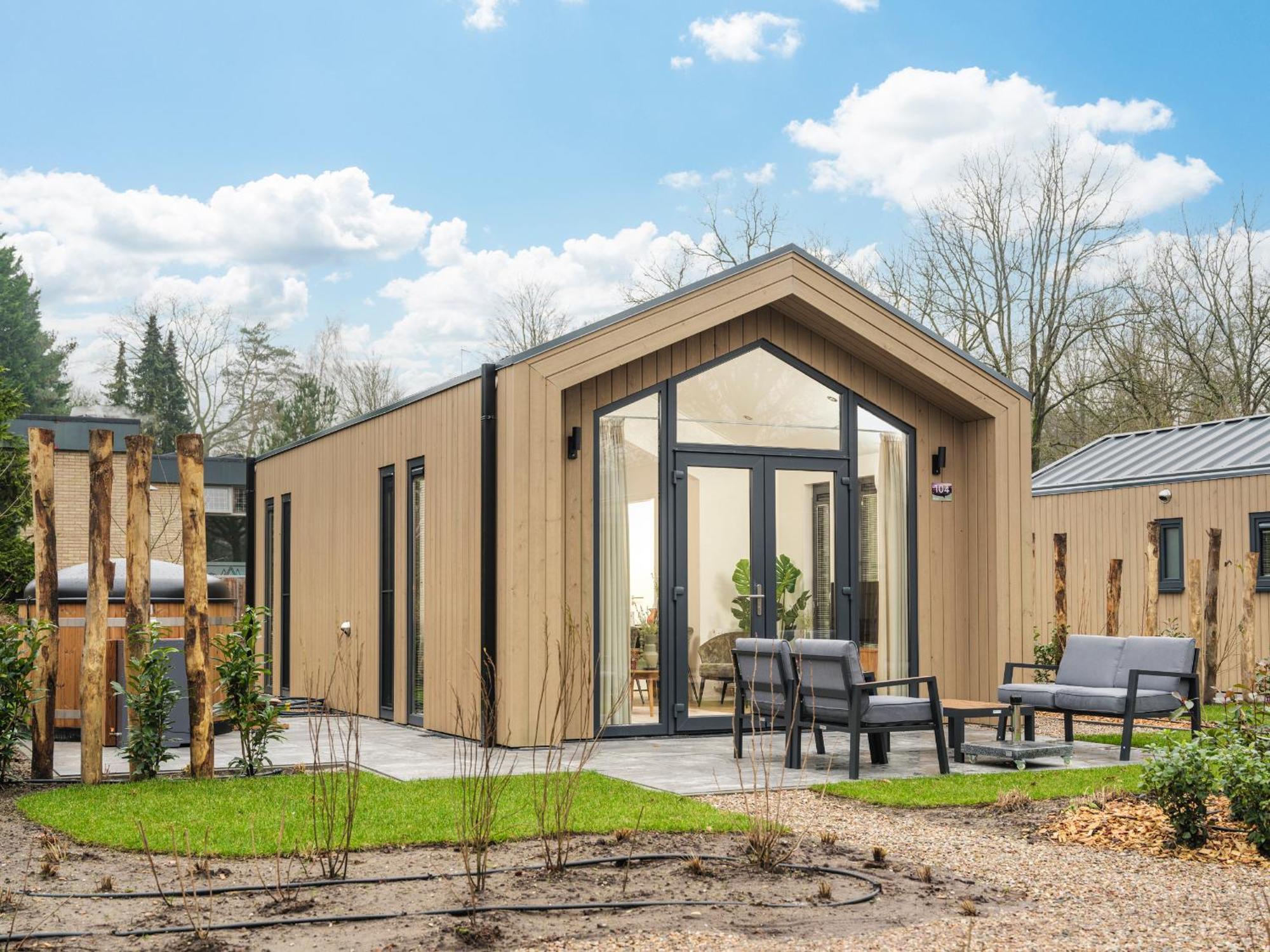 Veluwepark De Bosgraaf | Comfort Met Hottub Lieren 객실 사진