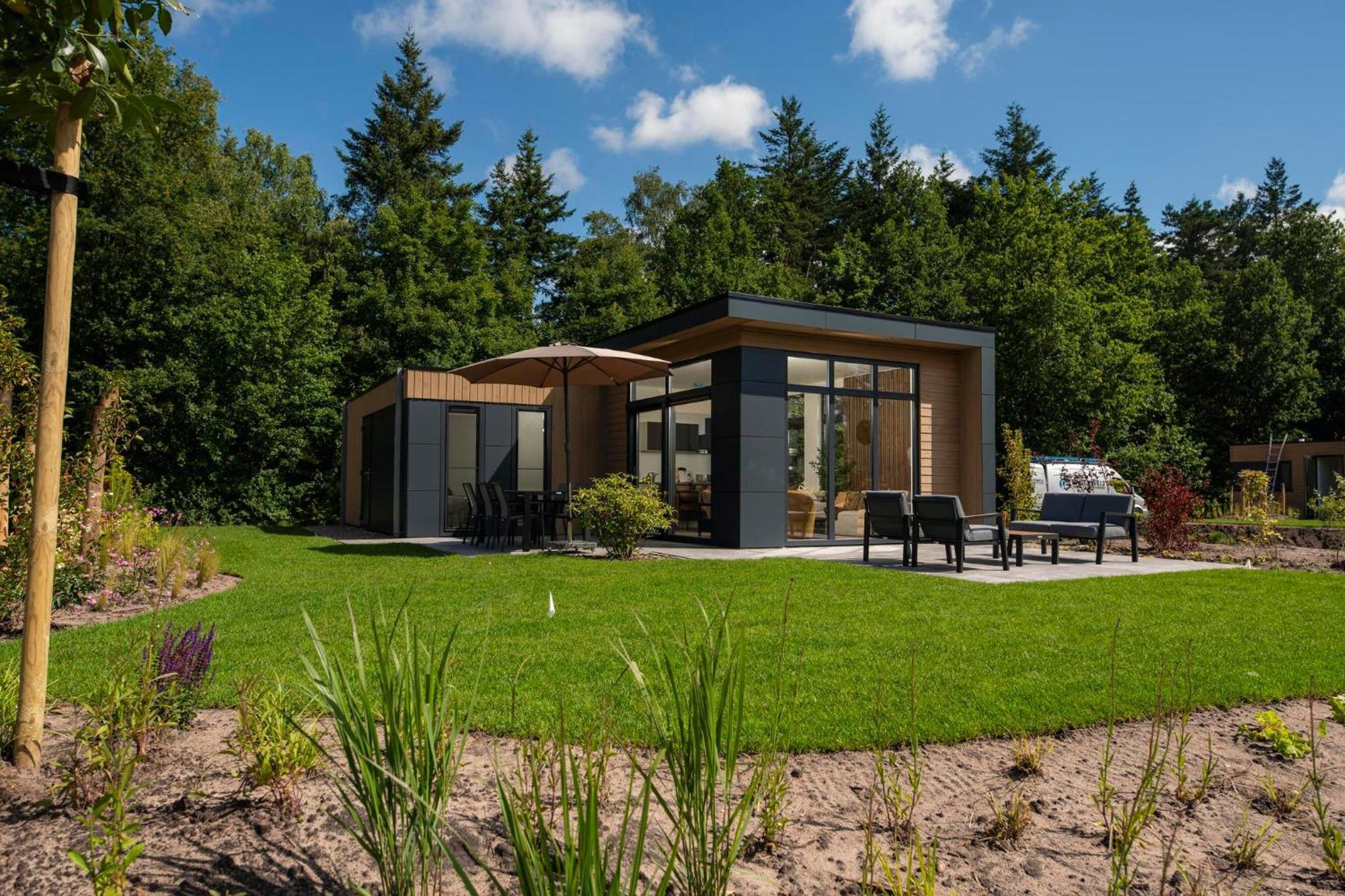 Veluwepark De Bosgraaf | Comfort Met Hottub Lieren 객실 사진