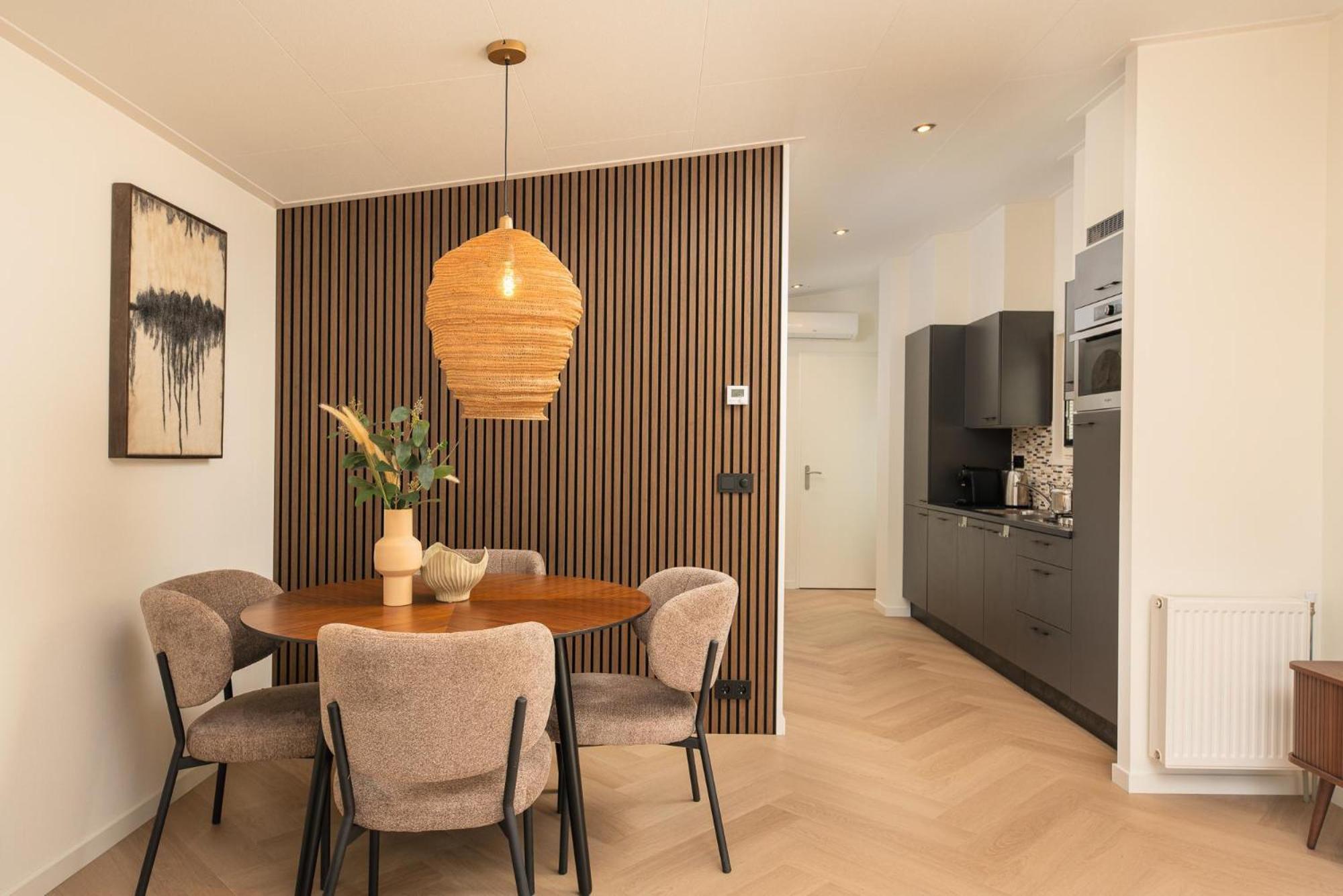 Veluwepark De Bosgraaf | Comfort Met Hottub Lieren 객실 사진