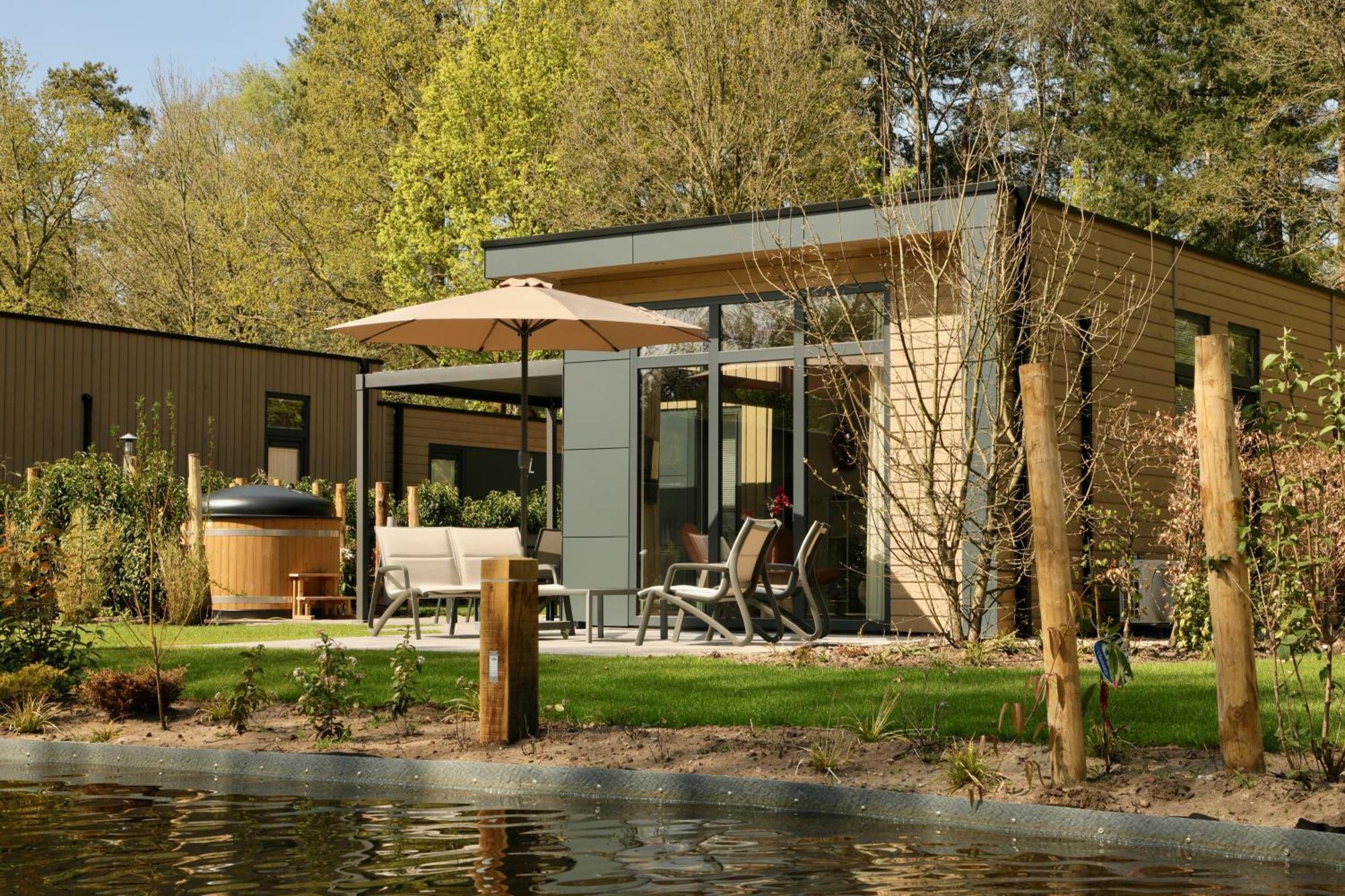 Veluwepark De Bosgraaf | Comfort Met Hottub Lieren 외부 사진